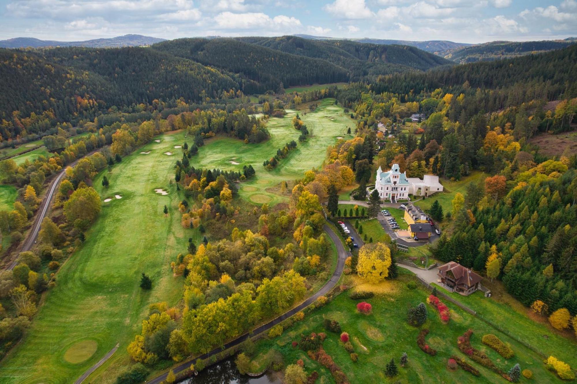 Pension U Golfu Cihelny Карлові Вари Екстер'єр фото
